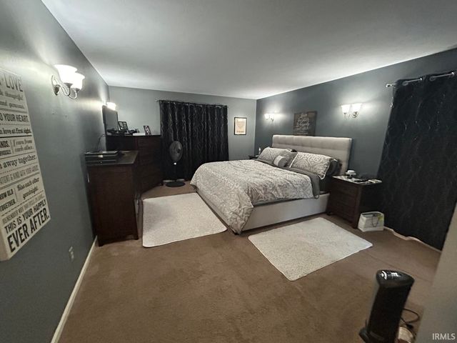 423 Crimson Lane, Plymouth, IN 46563