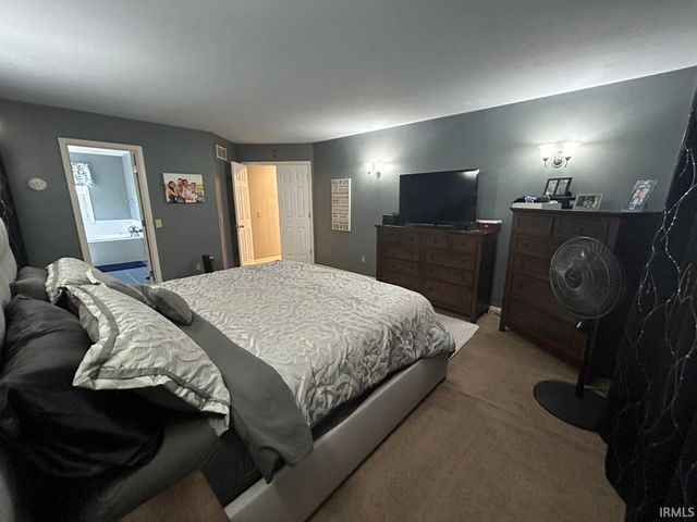 423 Crimson Lane, Plymouth, IN 46563