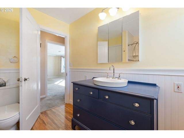 726 Ne 3rd Ave, Hillsboro, OR 97124