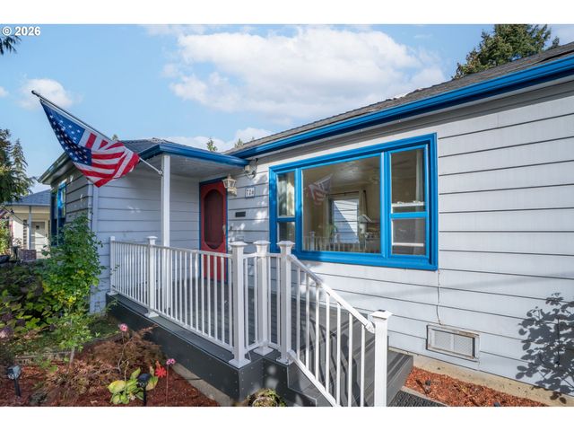 726 Ne 3rd Ave, Hillsboro, OR 97124