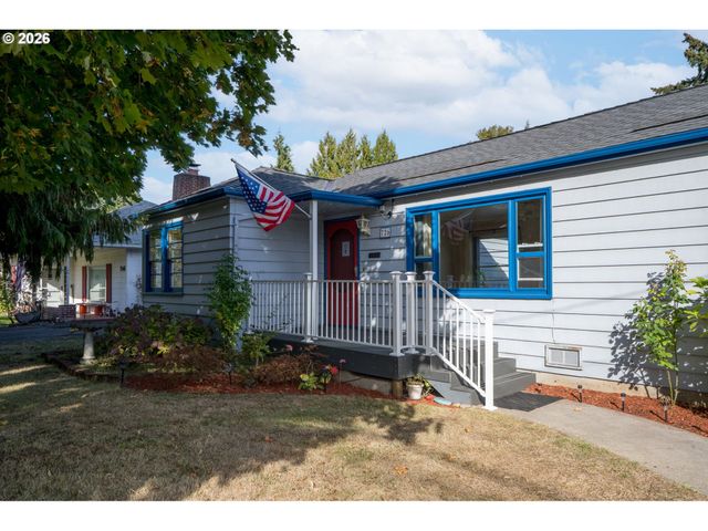 726 Ne 3rd Ave, Hillsboro, OR 97124
