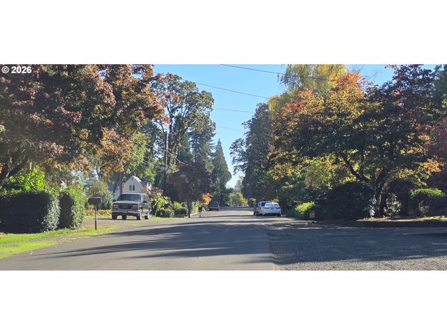 726 Ne 3rd Ave, Hillsboro, OR 97124