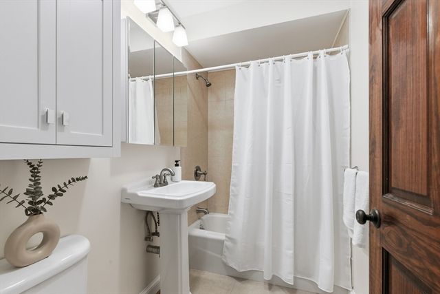 48-50 Amsden 48, Arlington, MA 02474