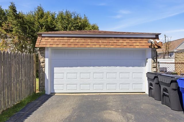 48-50 Amsden 48, Arlington, MA 02474
