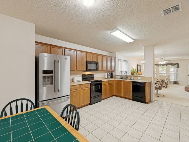 9809 Nixon Drive, Mckinney, TX 75072