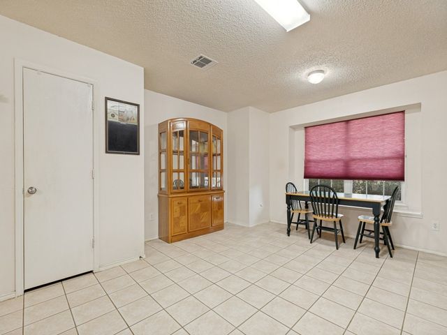 9809 Nixon Drive, Mckinney, TX 75072