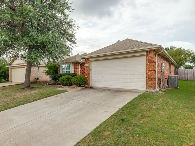 9809 Nixon Drive, Mckinney, TX 75072