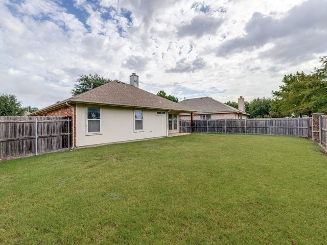 9809 Nixon Drive, Mckinney, TX 75072