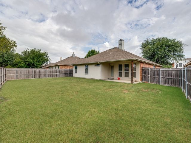 9809 Nixon Drive, Mckinney, TX 75072