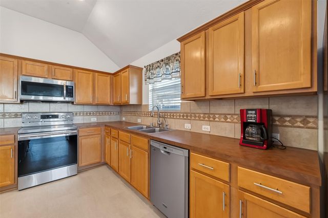 7411 Rustic Chase Drive, Richmond, TX 77407