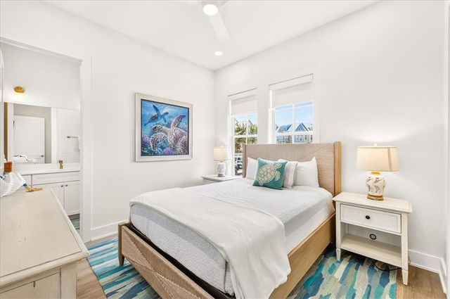 301 S Shore Dr, Port Aransas, TX 78373