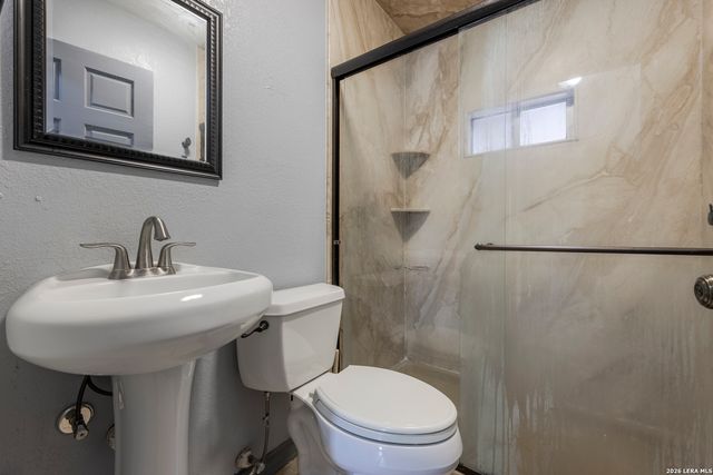 867 Price, San Antonio, TX 78211