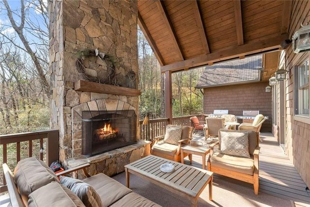 371 Orchard Hills Drive, Clarkesville, GA 30523