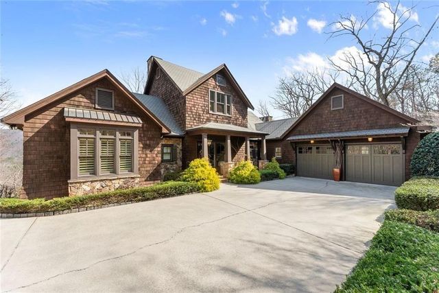 371 Orchard Hills Drive, Clarkesville, GA 30523