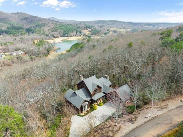 371 Orchard Hills Drive, Clarkesville, GA 30523