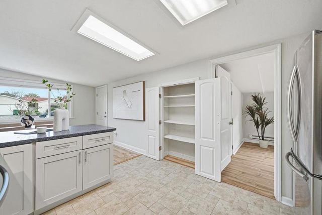 638 Woodhams Road, Santa Clara, CA 95051