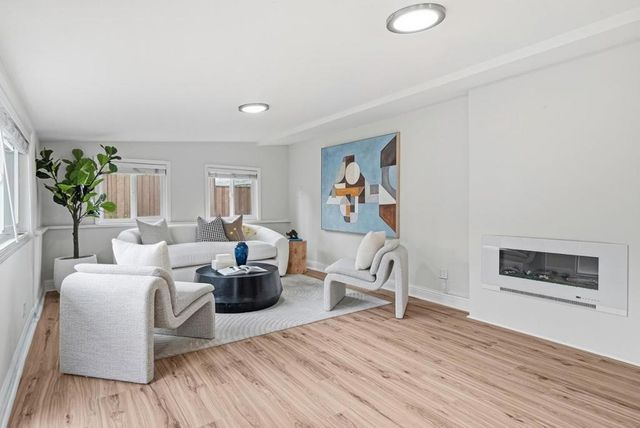 638 Woodhams Road, Santa Clara, CA 95051