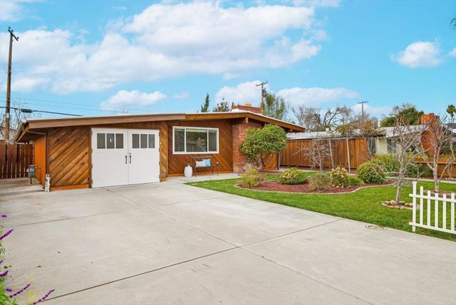 638 Woodhams Road, Santa Clara, CA 95051