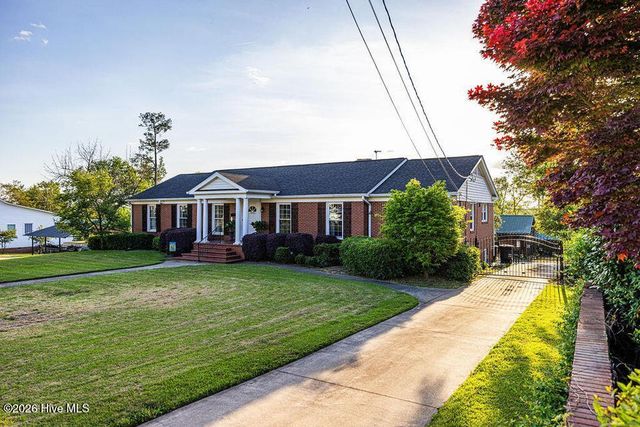 1006 S Lake Avenue, North Augusta, SC 29841