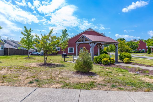 6007 DuPont Cv, Spring Hill, TN 37174