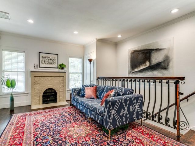6313 Belmont Avenue, Dallas, TX 75214