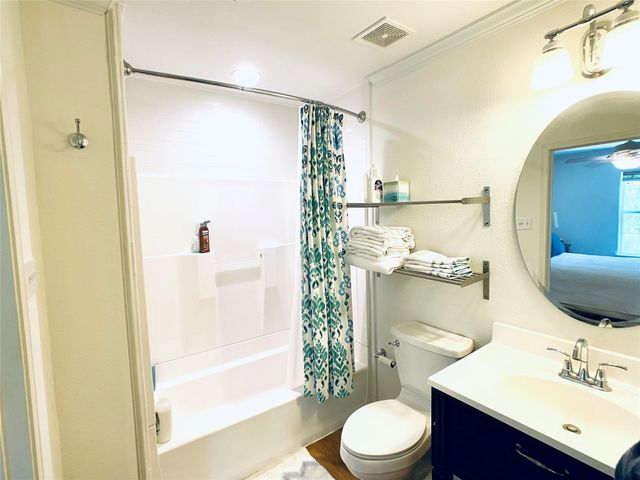6313 Belmont Avenue, Dallas, TX 75214