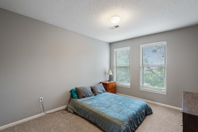 680 N 2nd Street 403, Minneapolis, MN 55401