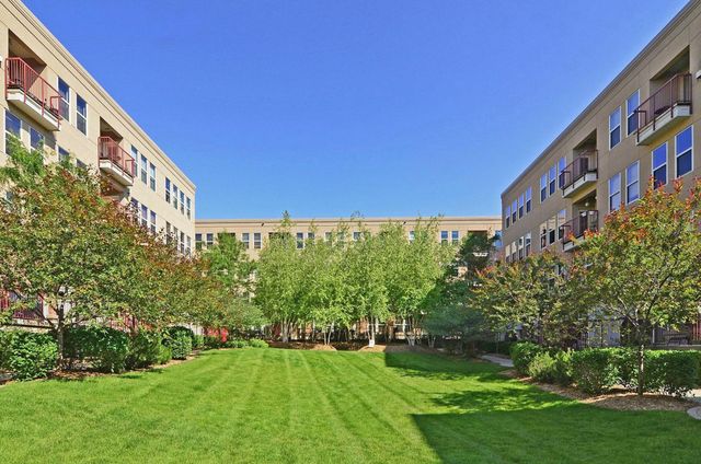 680 N 2nd Street 403, Minneapolis, MN 55401