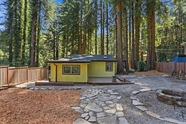 990 Creek Drive, Boulder Creek, CA 95006