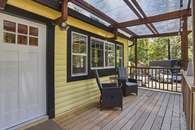 990 Creek Drive, Boulder Creek, CA 95006