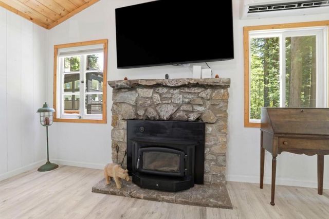 990 Creek Drive, Boulder Creek, CA 95006