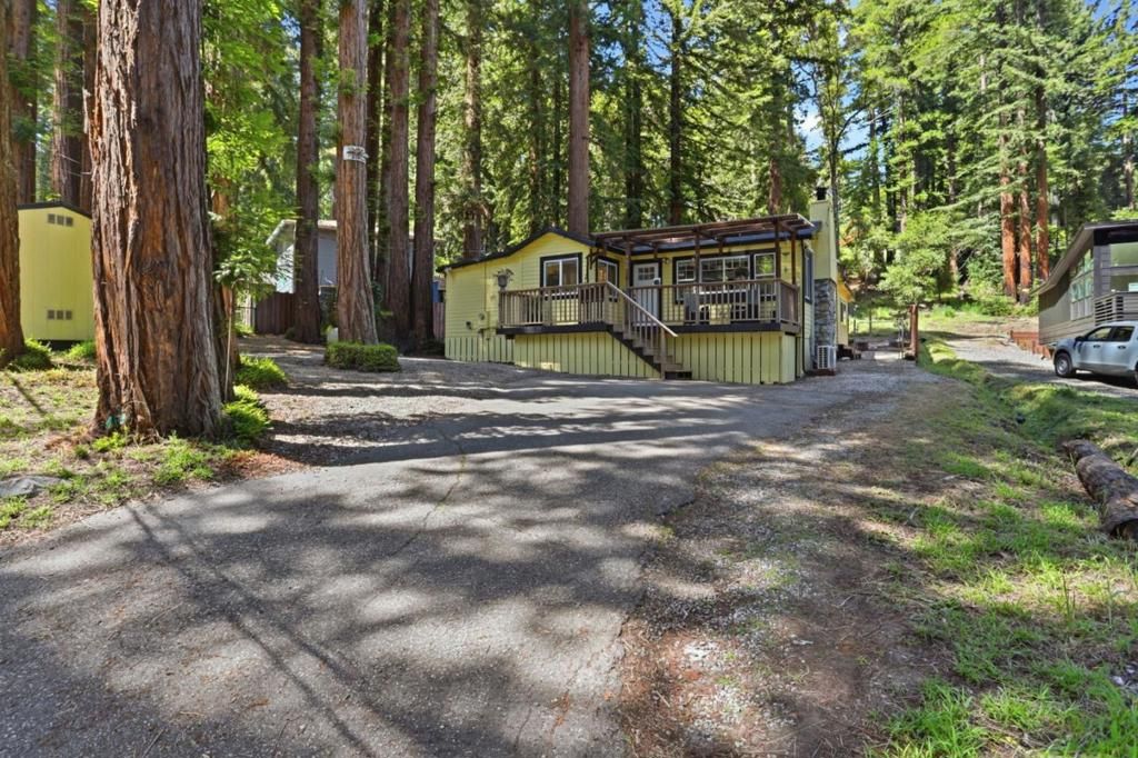 990 Creek Drive, Boulder Creek, CA 95006