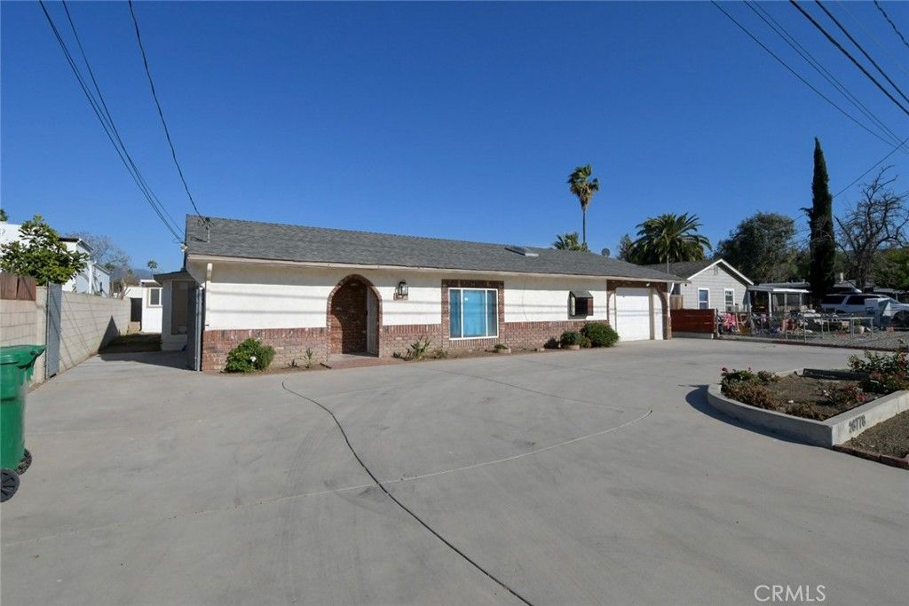 Image 2 of property listing at 26778 Girard Street, Hemet, CA 92544