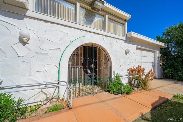 1049 Terrace Drive, Bullhead City, AZ 86442