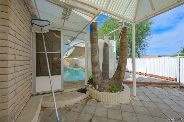 1049 Terrace Drive, Bullhead City, AZ 86442