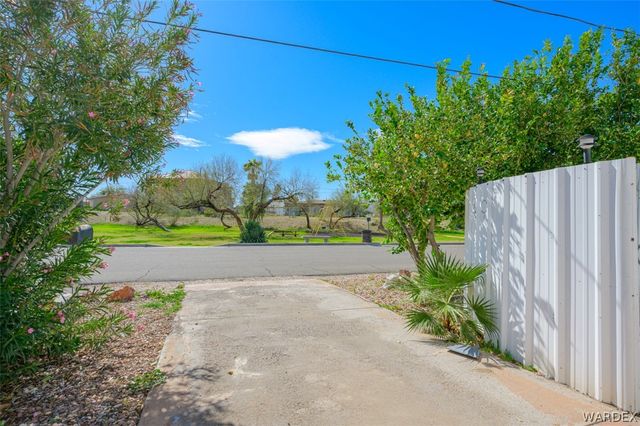 1049 Terrace Drive, Bullhead City, AZ 86442