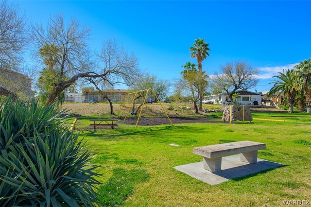 1049 Terrace Drive, Bullhead City, AZ 86442