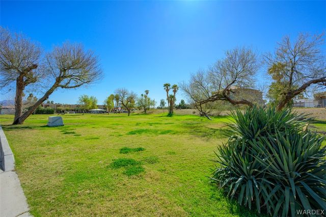 1049 Terrace Drive, Bullhead City, AZ 86442