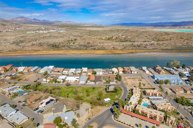 1049 Terrace Drive, Bullhead City, AZ 86442