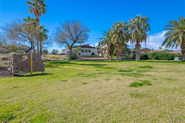 1049 Terrace Drive, Bullhead City, AZ 86442