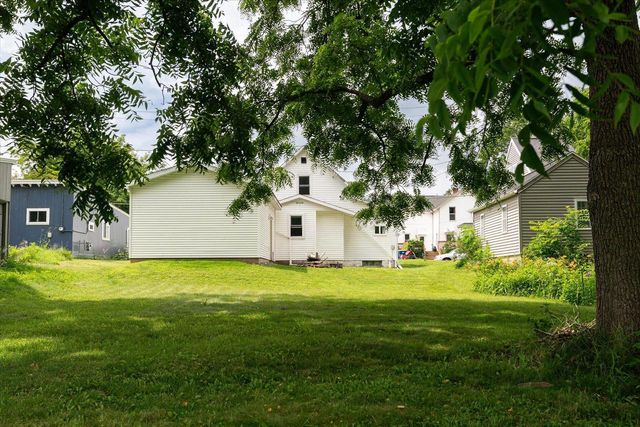 125 N Lincoln AVENUE, Viroqua, WI 54665