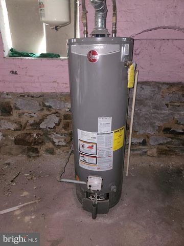 1701 APPLETON ST, Baltimore, MD 21217