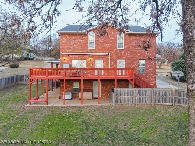 5200 Hardscrabble Way, Fort Smith, AR 72903