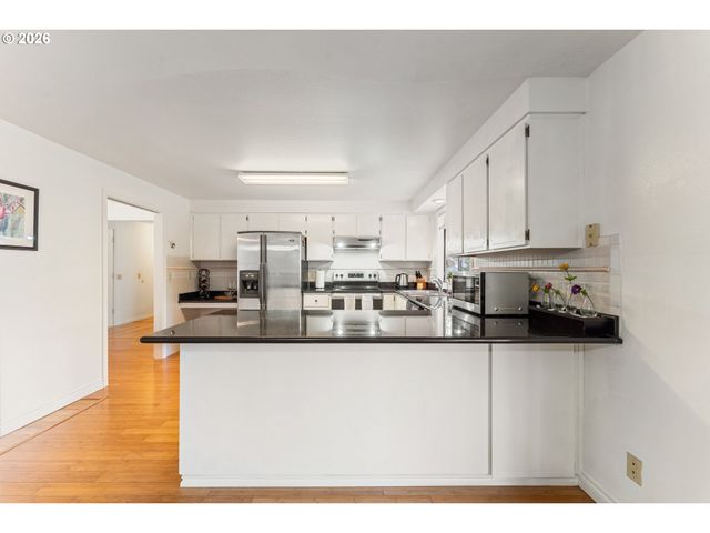 17605 Sw SUMAC Ln, Beaverton, OR 97007