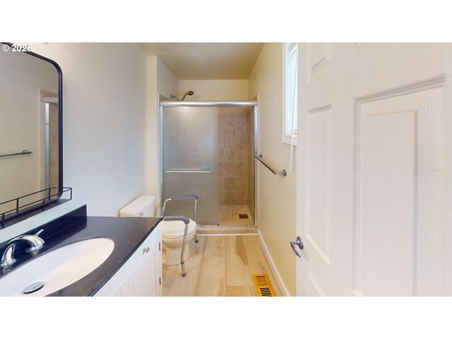 17605 Sw SUMAC Ln, Beaverton, OR 97007