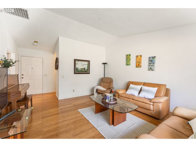 17605 Sw SUMAC Ln, Beaverton, OR 97007