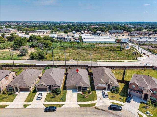 11504 Hartwell Lane, Fort Worth, TX 76244