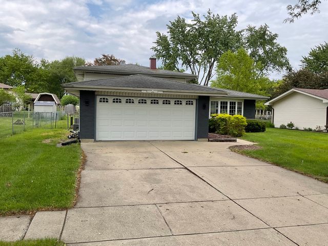 624 Catalpa Lane, Bartlett, IL 60103