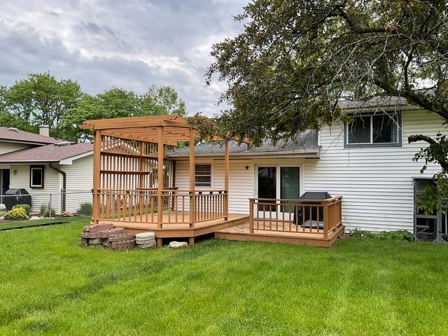 624 Catalpa Lane, Bartlett, IL 60103