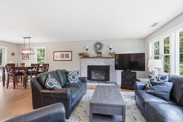 22 Mary Dr, West Boylston, MA 01583